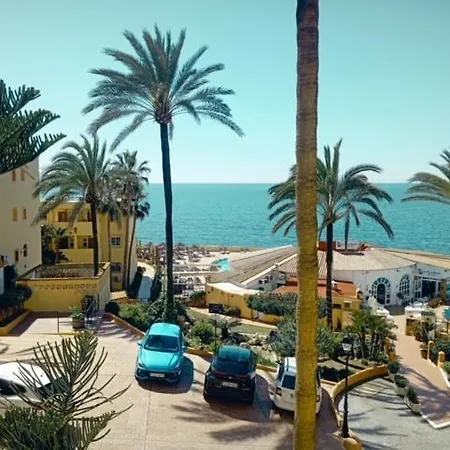 Beachfront Dona Lola